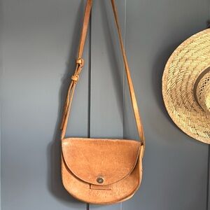 Able Hana Saddlebag Brown Leather Adjustable Strap Inner Pockets Crossbody Bag